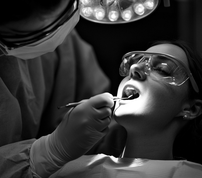 What to Do in a Dental Emergency: A Step-by-Step Guide